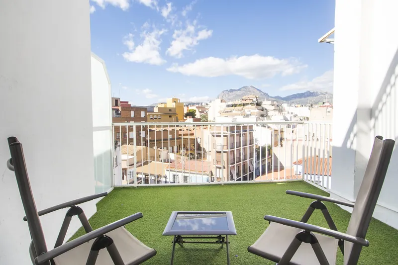 Hotel Olympia: Terrace, Terrace with views to the mountains