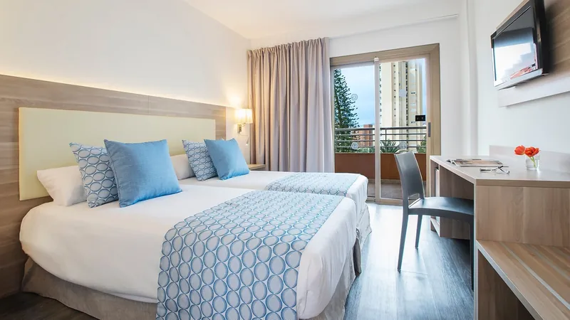 Benidorm East: Twin room, Twin room with balcony