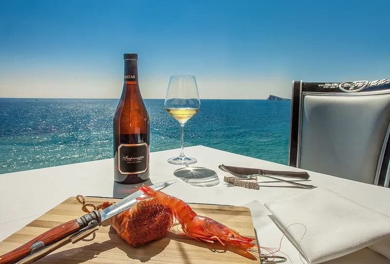 Villa Venecia: Seafood table, Prawn and wine on a table with sea view