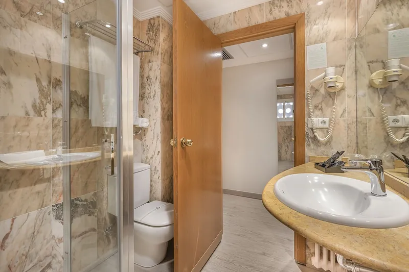 Poseidon Resort: Bathroom, Marble bathroom