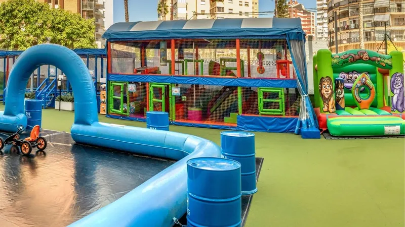 RH Princesa: Kids' area, Inflatable play area and soft play