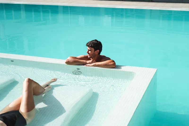 Villa del Mar: Pool, Shallow pool with built-in loungers and guests